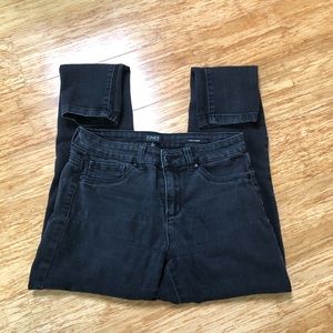 Jones New York Black Skinny Jeans! Essex Skinny Mid Rise in Ashley Black!